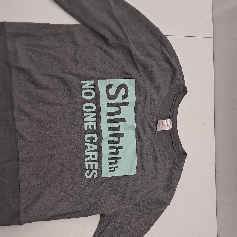 No Boundaries Gray Sweatshirt